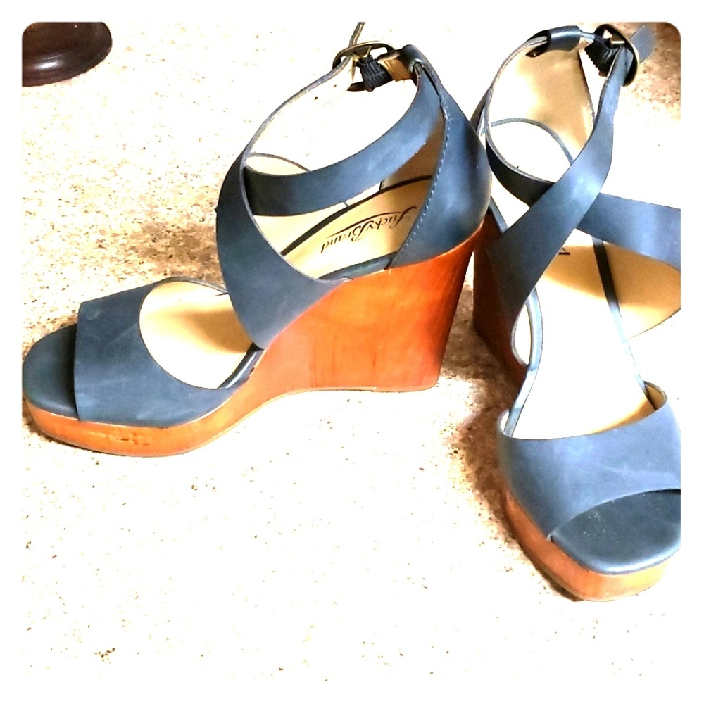 Lucky brand navy wedge sandals